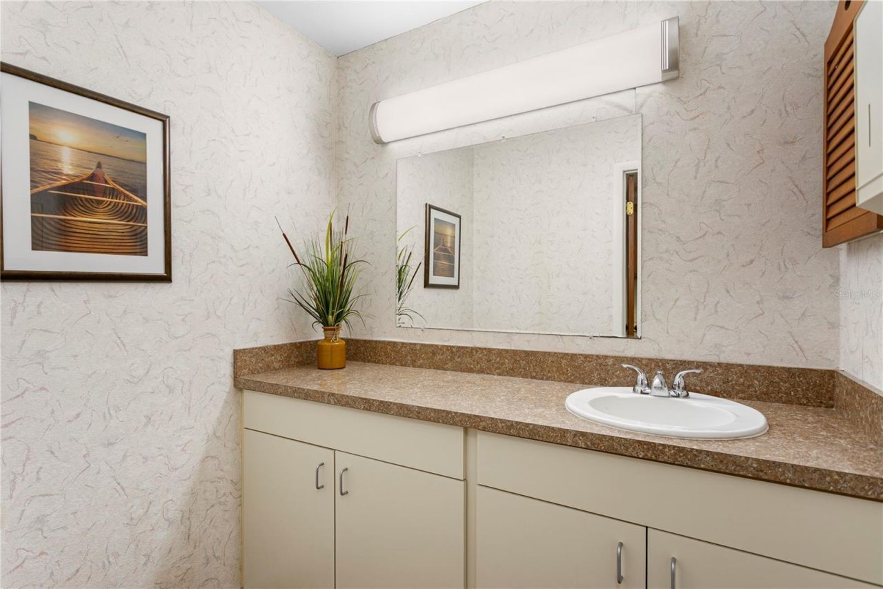 5412 Central Avenue, Saint Petersburg, FL 33707 Photo