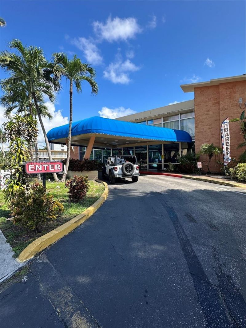 26 Diplomat Parkway, Unit 2248, Hallandale Beach, FL 33009 Photo