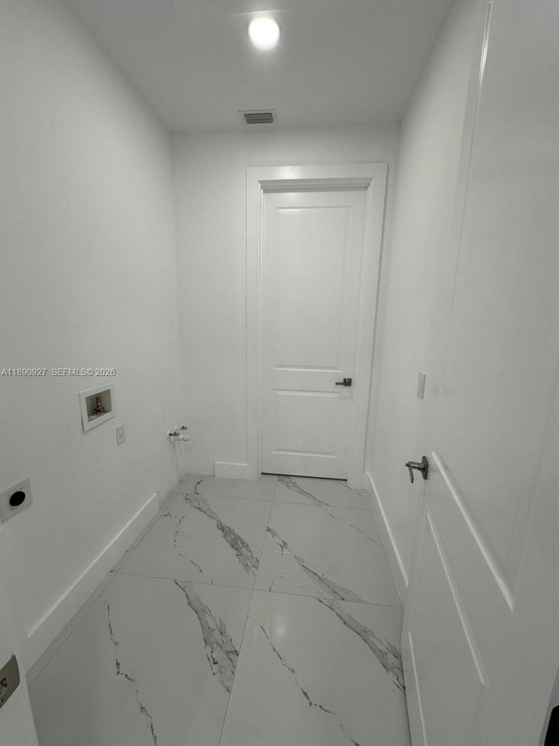 612 Ames St E, Lehigh Acres, FL 33974 Photo