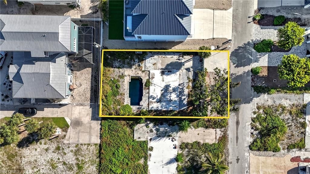 117 Hibiscus Dr, Fort Myers Beach, FL 33931 Photo
