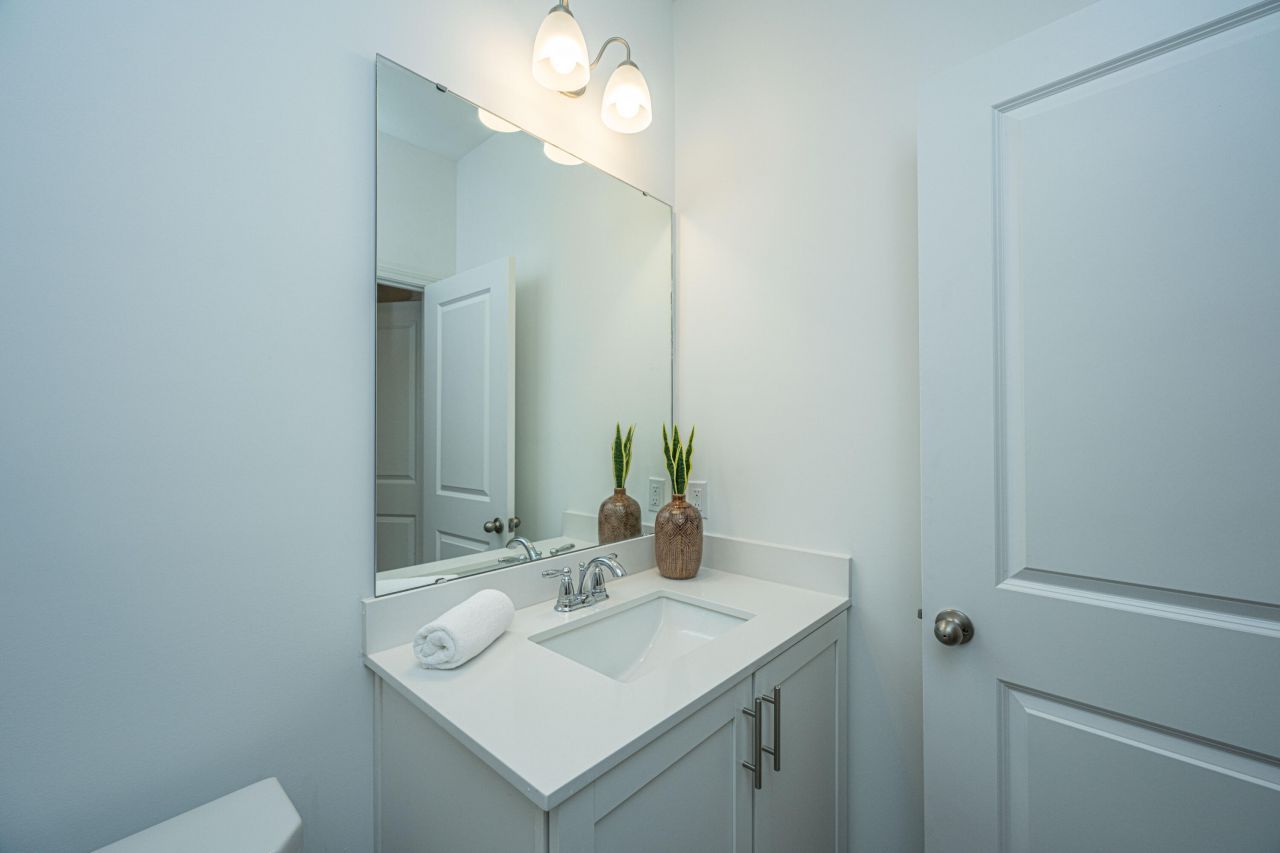 1301 Twin Rivers Drive Photo 24