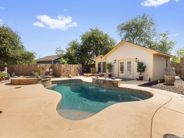 510 Twohig, San Antonio, TX 78220