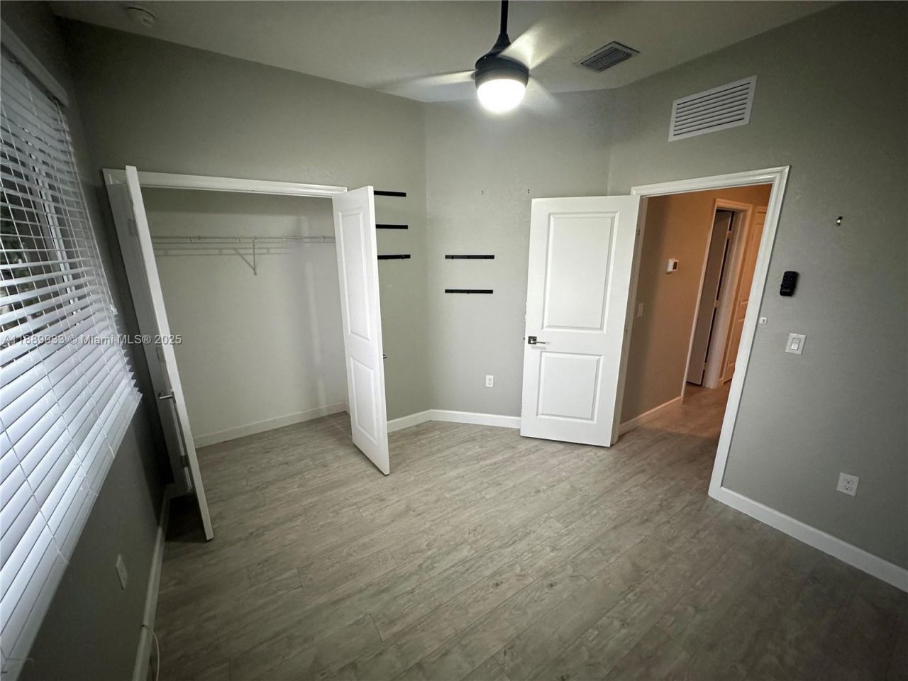 2800 NW 180th St, Miami Gardens, FL 33056 Photo