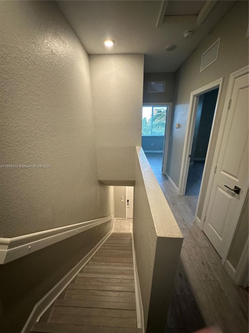 2800 NW 180th St, Miami Gardens, FL 33056 Photo