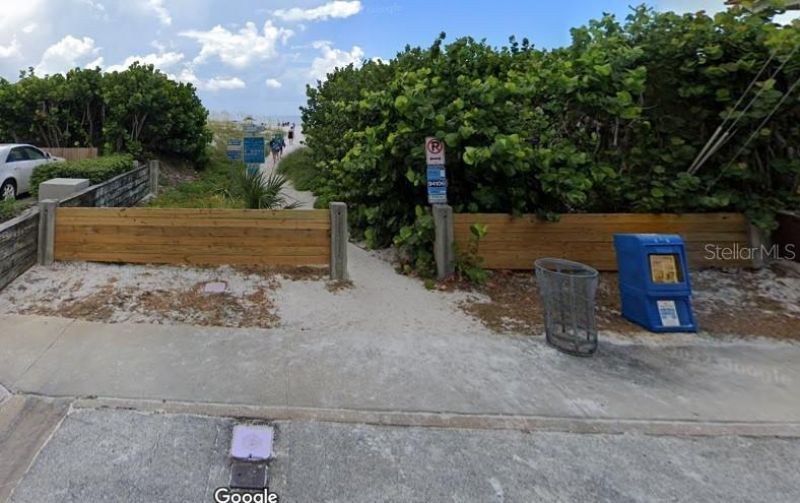 628 Mandalay Avenue, Clearwater Beach, FL 33767 Photo