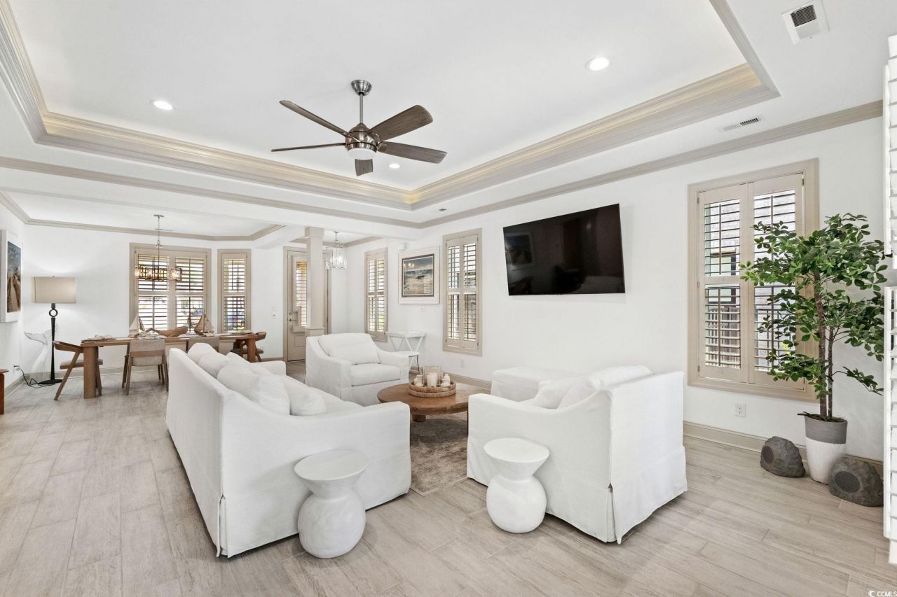 8454 Cape Dutch Loop Photo 10