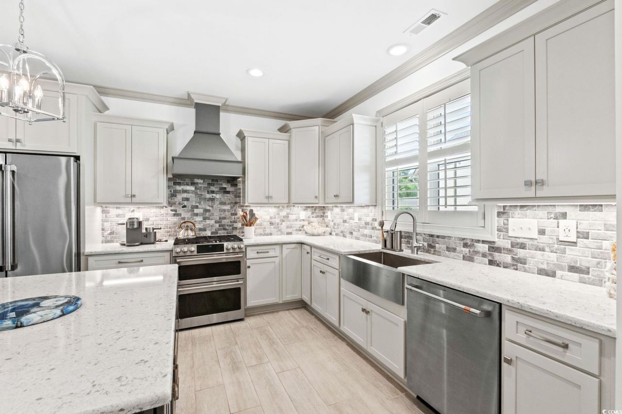 8454 Cape Dutch Loop Photo 15