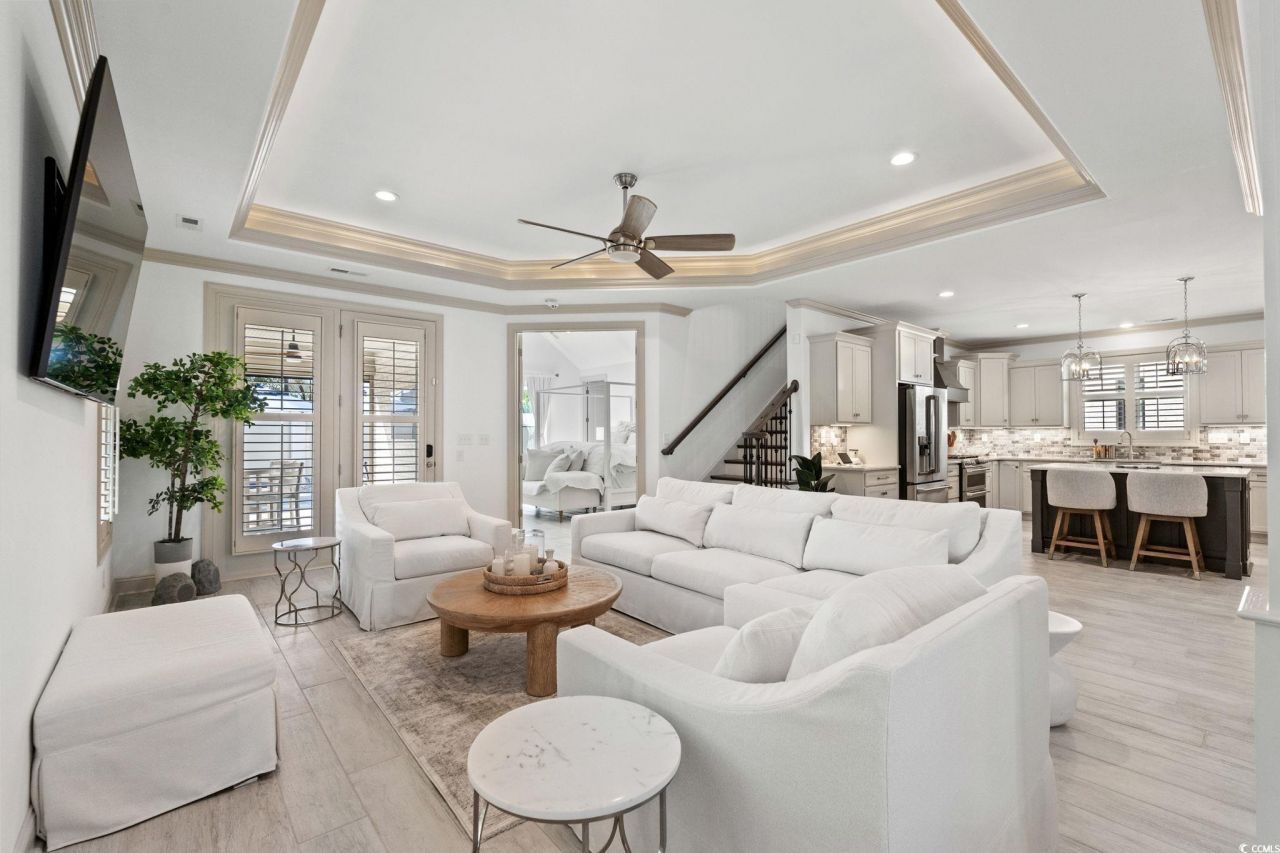 8454 Cape Dutch Loop Photo 8