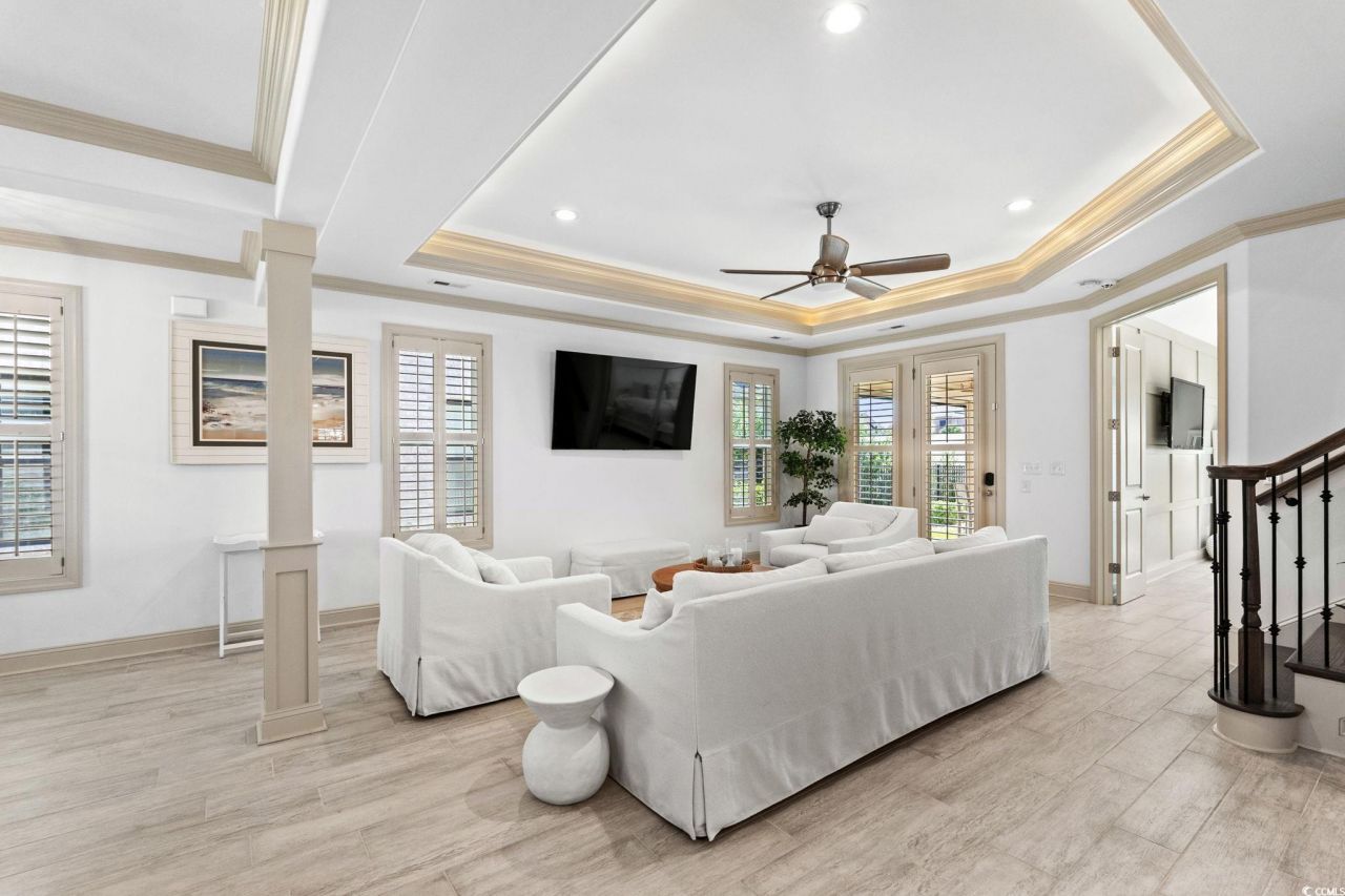 8454 Cape Dutch Loop Photo 9