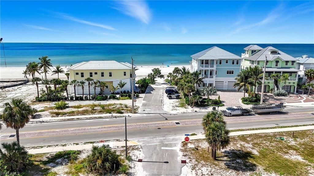 167 Coconut Dr, Fort Myers Beach, FL 33931 Photo