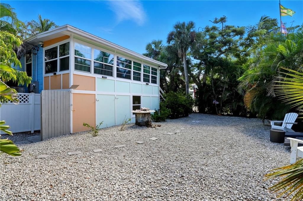 167 Coconut Dr, Fort Myers Beach, FL 33931 Photo