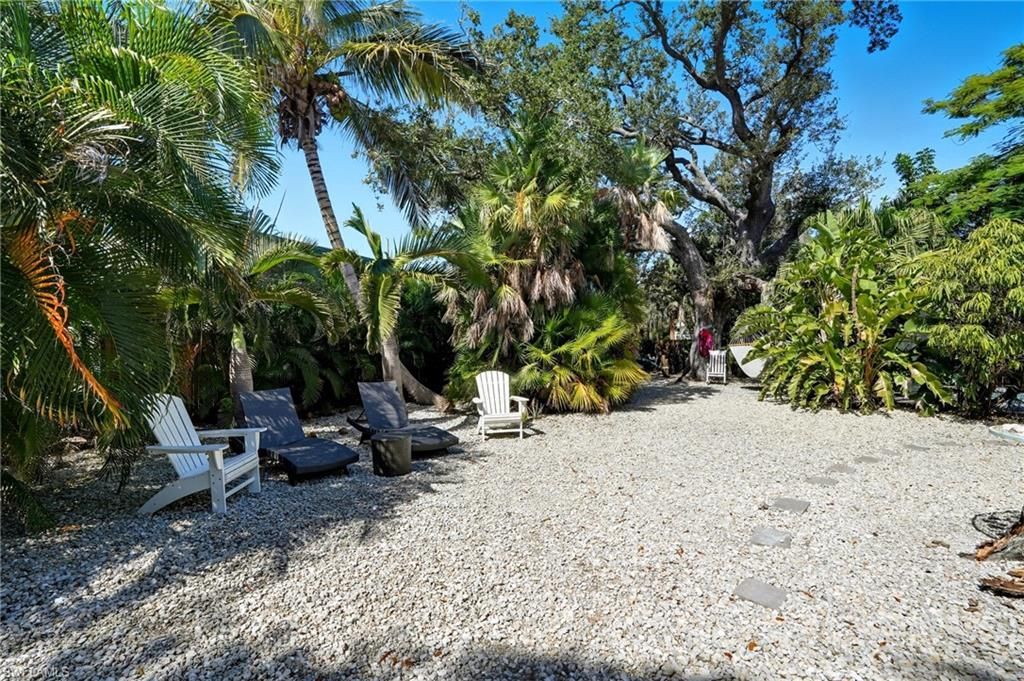 167 Coconut Dr, Fort Myers Beach, FL 33931 Photo