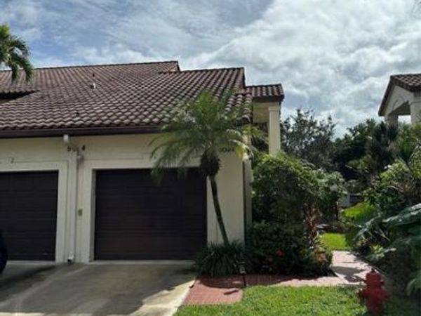 3024 Lucerne Park Drive, Greenacres, FL 33467