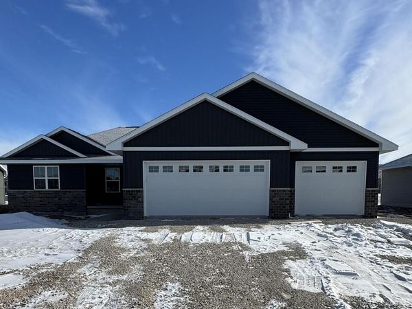 1562 FRONTIER ROAD, Luxemburg, WI 54217