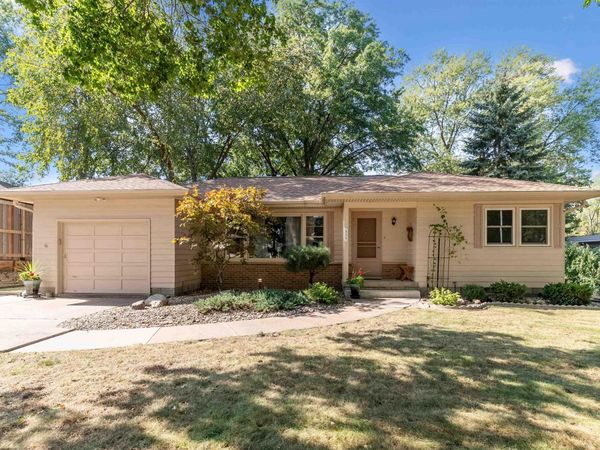 456 Loma Street, Waterloo, IA 50701