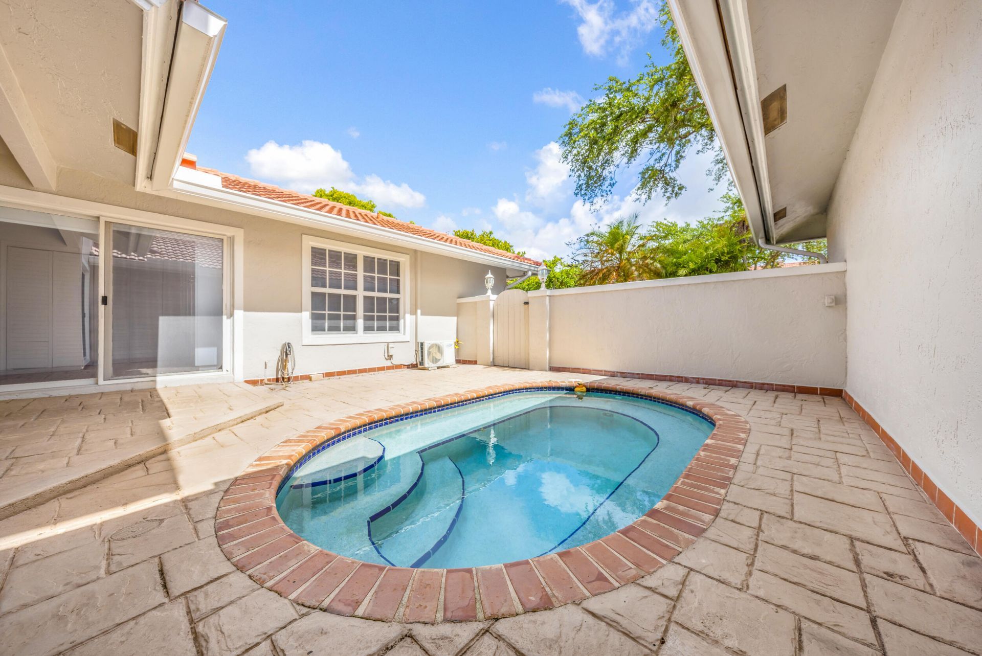 4106 Carriage Drive, Unit C2, Pompano Beach, FL 33069 Photo