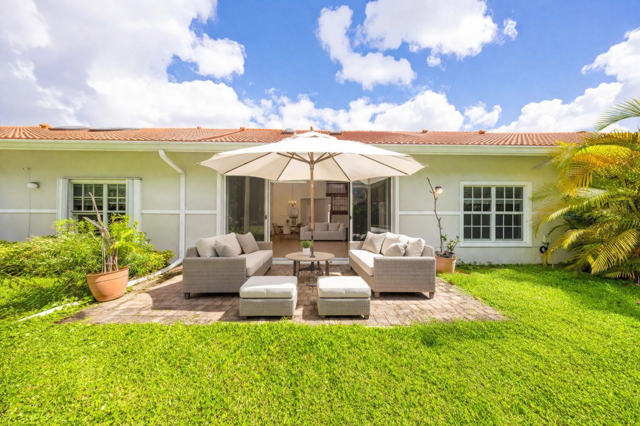 4106 Carriage Drive, Unit C2, Pompano Beach, FL 33069 Photo