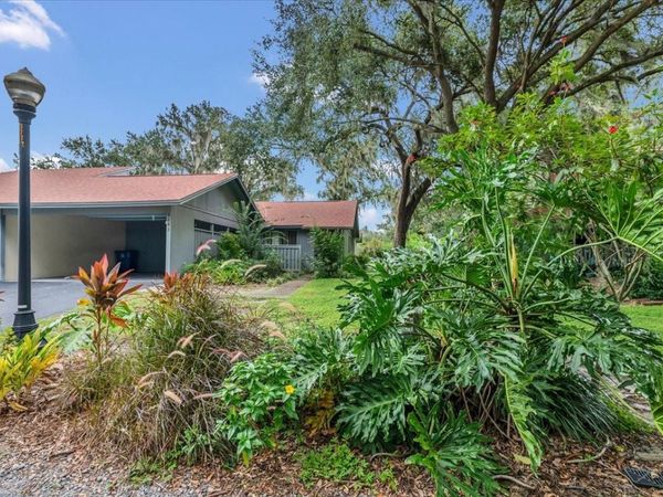 6632 SWEETBRIAR LANE, LAKELAND, FL 33813