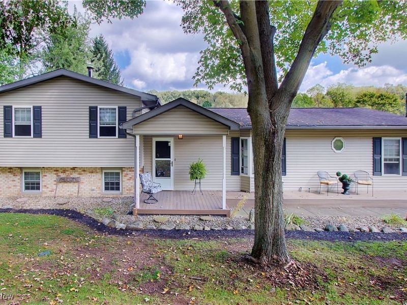 14015 Stimmel Street NE, Paris, OH 44669 Photo 1