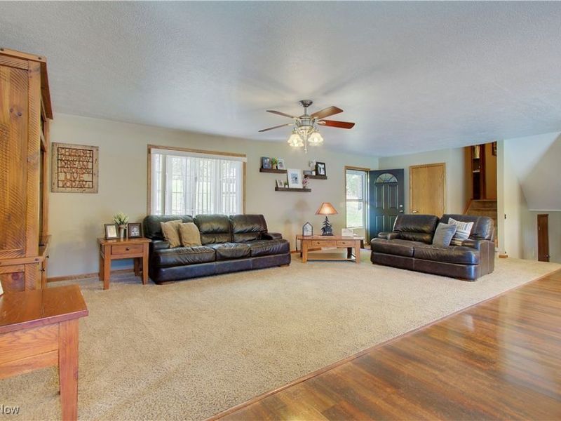 14015 Stimmel Street NE, Paris, OH 44669 Photo 10