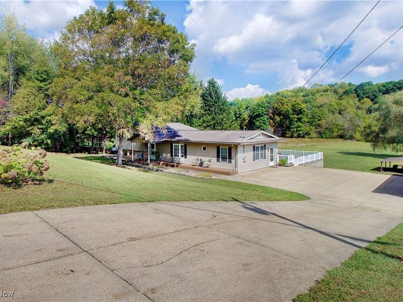 14015 Stimmel Street NE, Paris, OH 44669 Photo 3