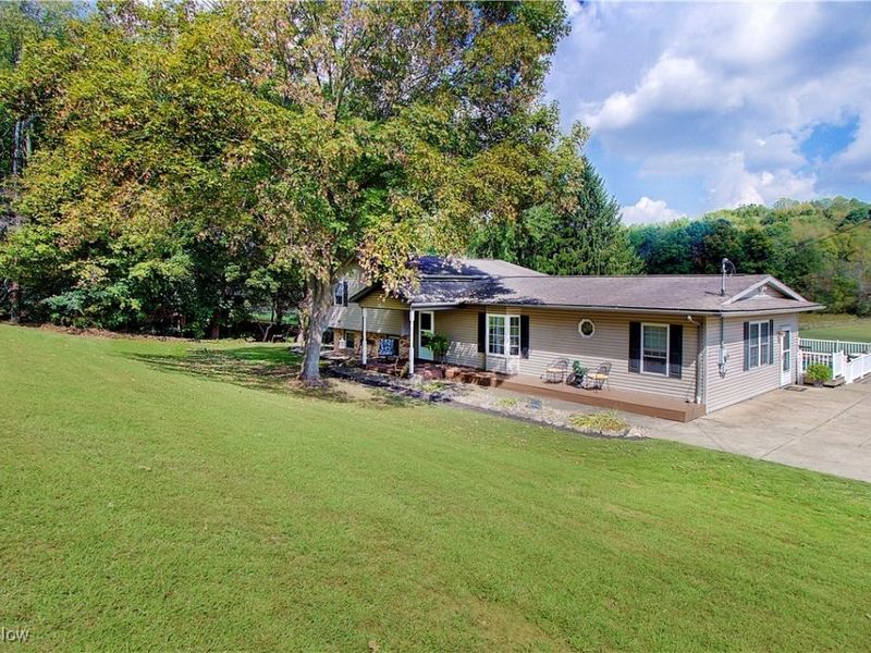 14015 Stimmel Street NE, Paris, OH 44669 Photo 4