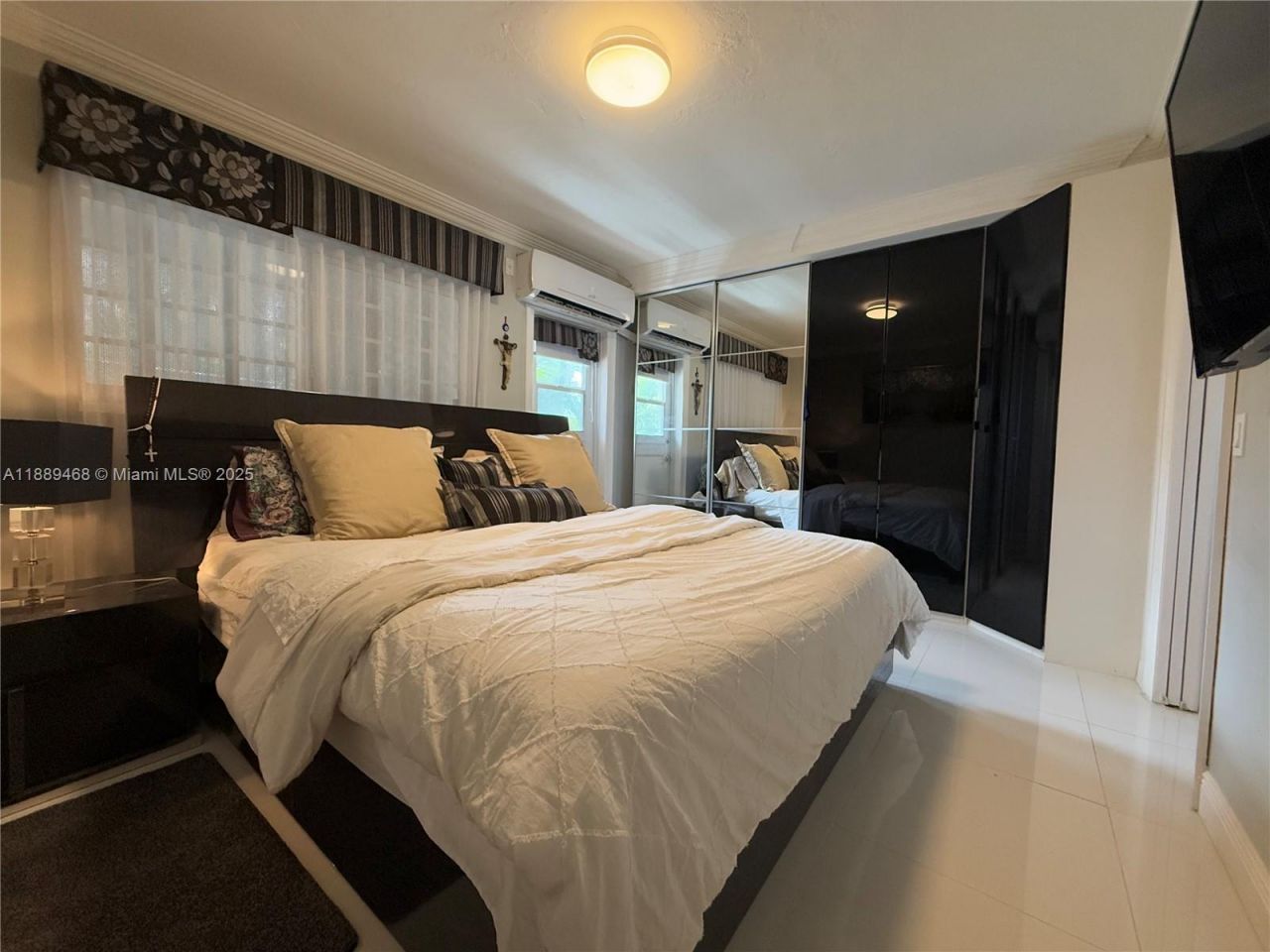 900 Atlantic Shores Blvd, Unit 219, Hallandale Beach, FL 33009 Photo