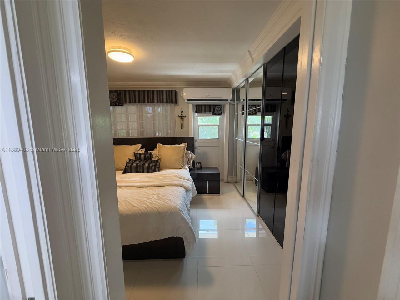 900 Atlantic Shores Blvd, Unit 219, Hallandale Beach, FL 33009 Photo