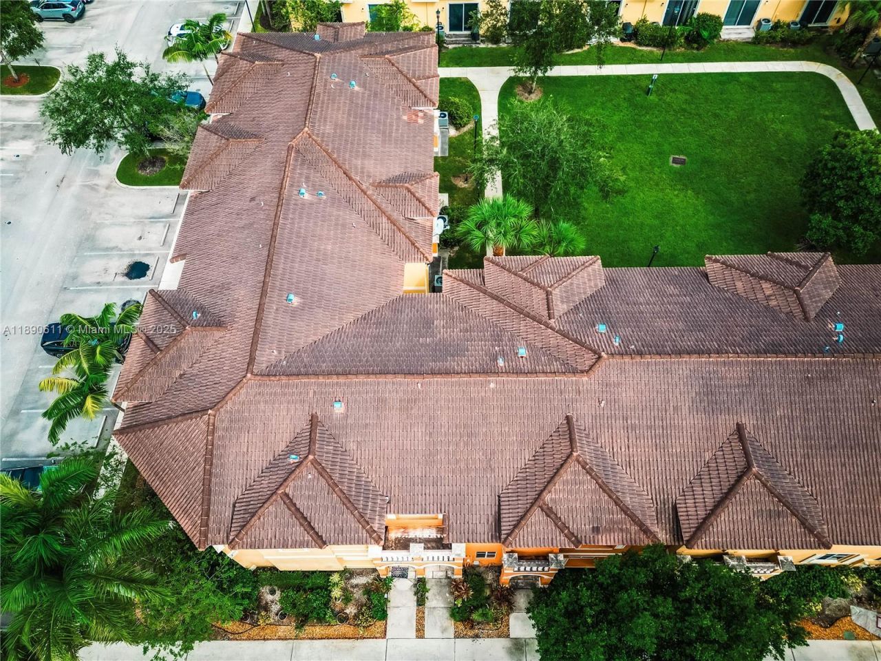 8928 SW 18th St, Miramar, FL 33025 Photo