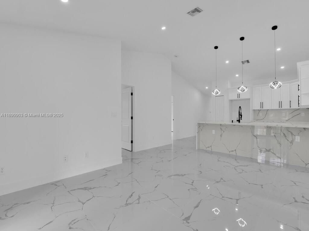 4913/4915 S Leonard Blvd S, Lehigh Acres, FL 33973 Photo