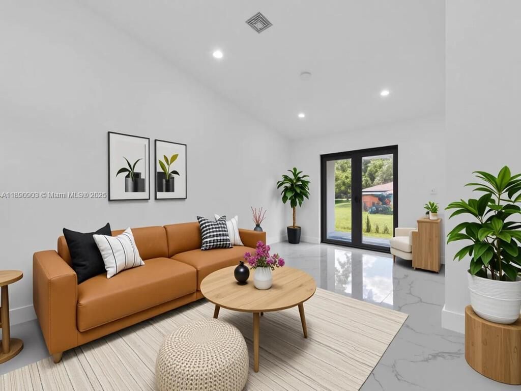 4913/4915 S Leonard Blvd S, Lehigh Acres, FL 33973 Photo