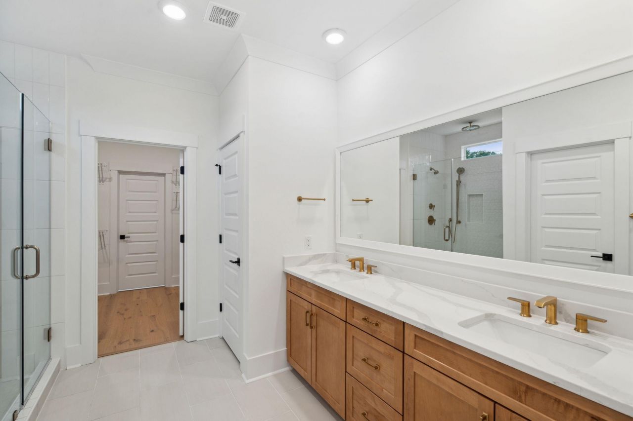 2020 Sea Water Drive Photo 18