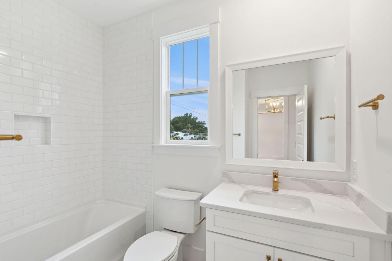 2020 Sea Water Drive Photo 22