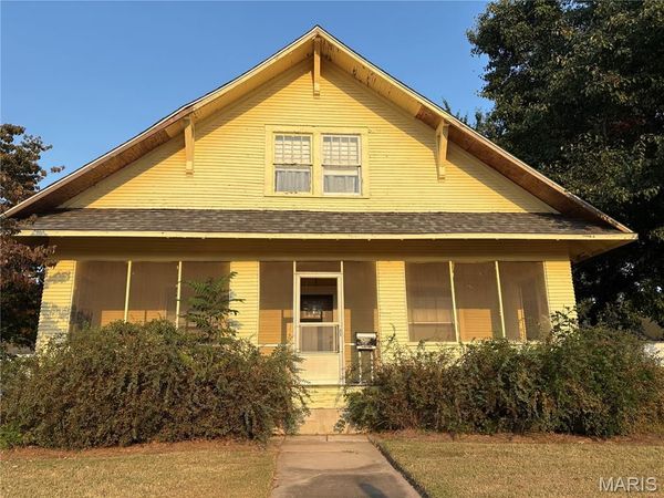 514 S Main Street, Charleston, MO 63834