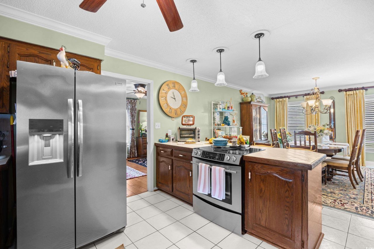 202 Greenleaf Circle Photo 12