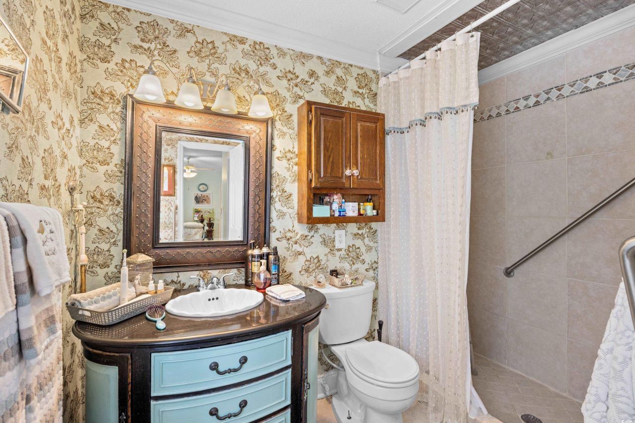 202 Greenleaf Circle Photo 16