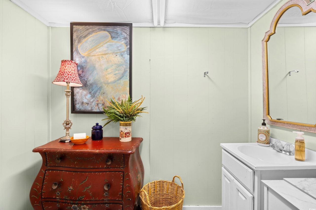 202 Greenleaf Circle Photo 19