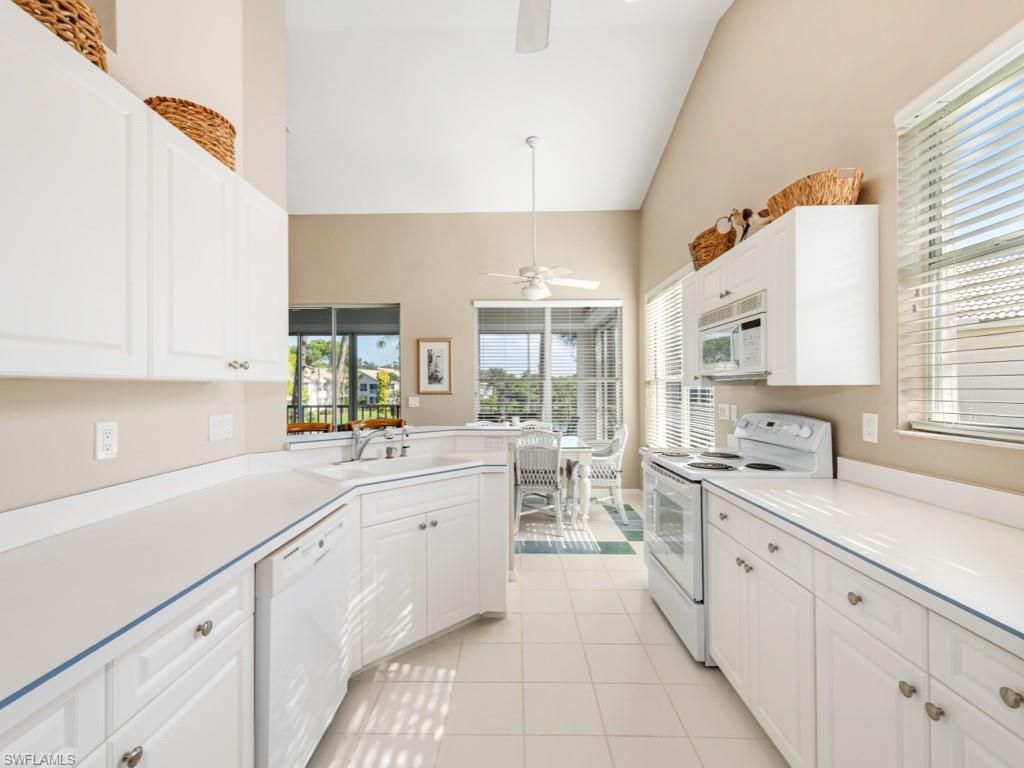 27071 Lake Harbor Ct, Unit 203, Bonita Springs, FL 34134 Photo
