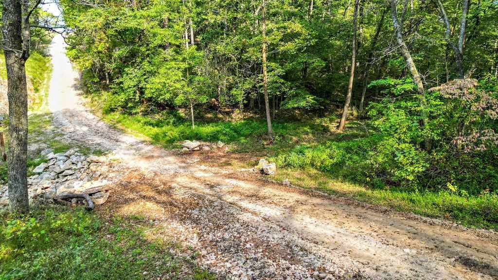 000 Mariano Road, Bentonville, AR 72751 Main Photo