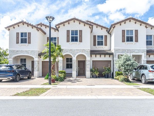 12509 NW 23rd Pl, Miami, FL 33167