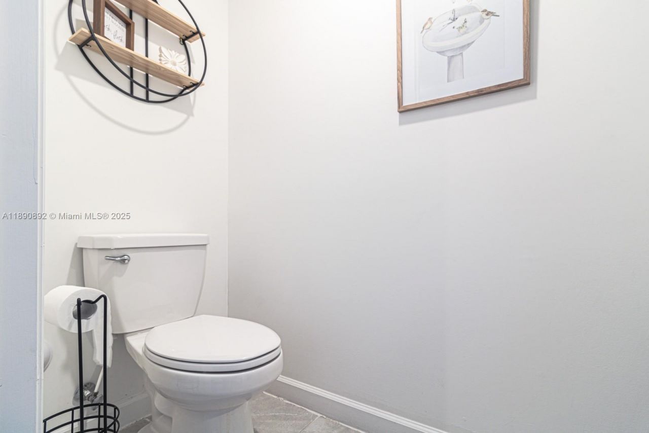 12509 NW 23rd Pl, Miami, FL 33167 Photo