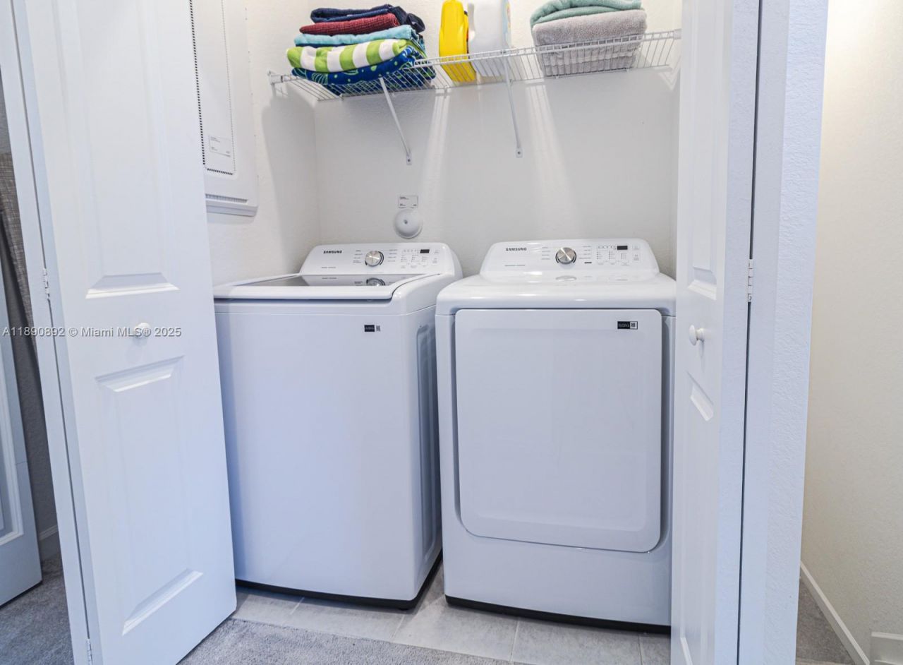 12509 NW 23rd Pl, Miami, FL 33167 Photo