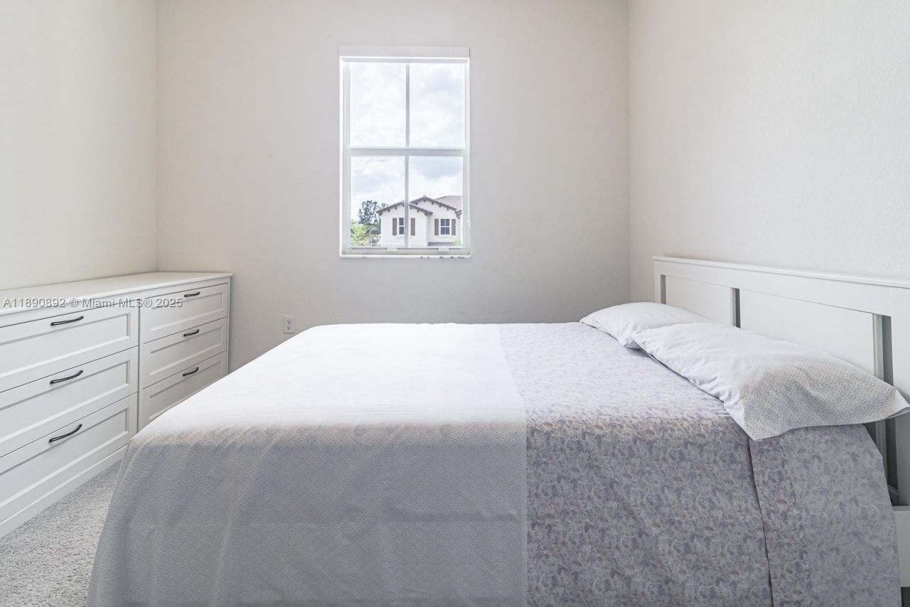 12509 NW 23rd Pl, Miami, FL 33167 Photo