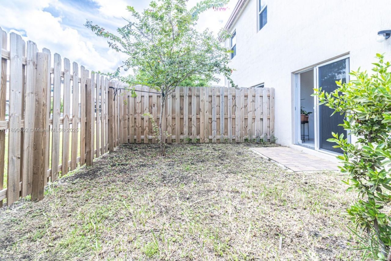 12509 NW 23rd Pl, Miami, FL 33167 Photo