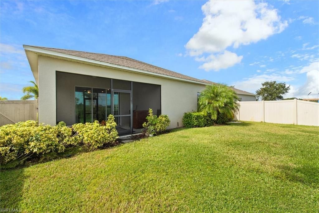8753 Cascade Price Cir, North Fort Myers, FL 33917 Photo