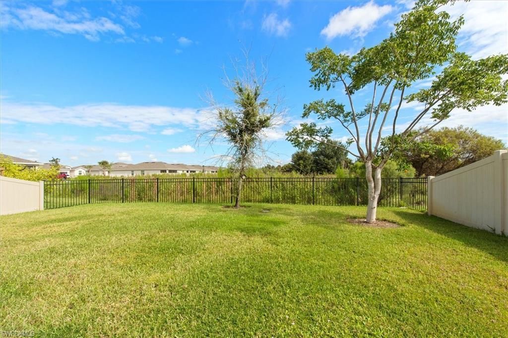 8753 Cascade Price Cir, North Fort Myers, FL 33917 Photo