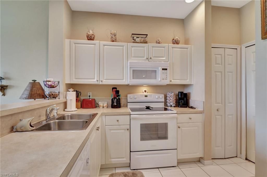 3525 Milan Dr, Unit 203, Fort Myers, FL 33916 Photo