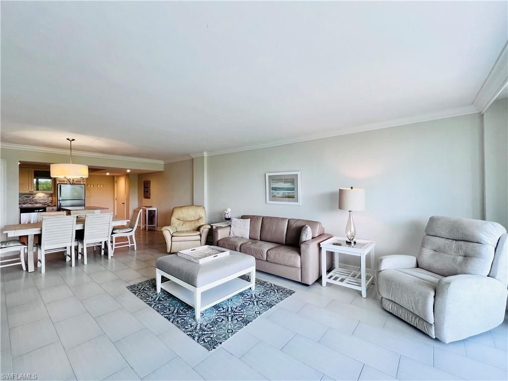 5 Bluebill Ave, Unit 303-1, Naples, FL 34108 Photo