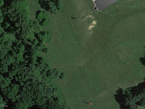 68670 Harris Drive, St Clairsville, OH 43950