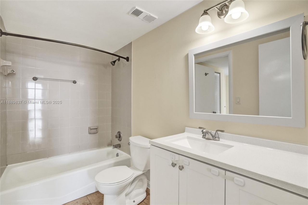 1470 NE 123rd St, Unit A1213, North Miami, FL 33161 Photo